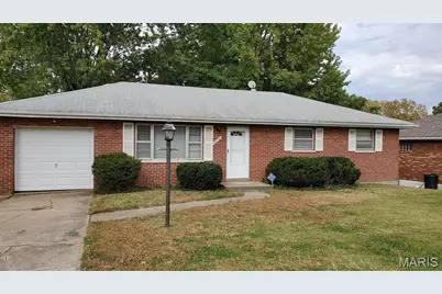 1133 Fain Drive, Saint Louis, MO 63125 - Photo 1
