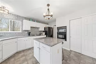 2245 Meadow Forest Dr, Pacific, MO 63069 - Photo 13