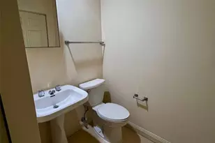 2317 S 10th St, Saint Louis, MO 63104 - Photo 7