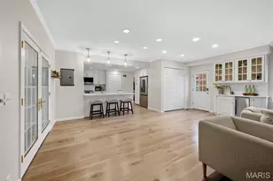 9345 Sonora Ave, Brentwood, MO 63144 - Photo 7