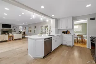 9345 Sonora Ave, Brentwood, MO 63144 - Photo 5