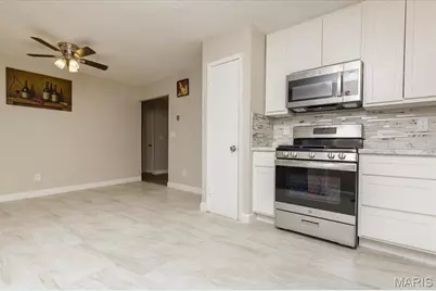 2345 Derhake Road, Florissant, MO 63033 - Photo 13