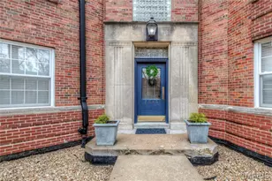 7545 Wellington Way, Clayton, MO 63105 - Photo 3