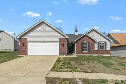 7 Country Lane Court, Florissant, MO 63033 - Photo 1