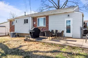 4343 Kay Ln, Saint Louis, MO 63123 - Photo 5