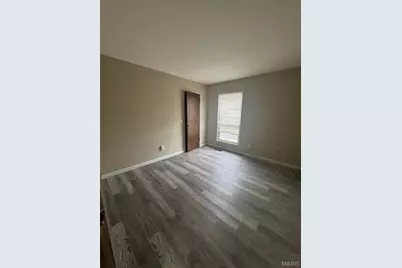 6655 Blossomwood Drive, Florissant, MO 63033 - Photo 7