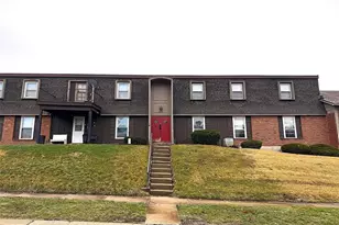 6655 Blossom Wood Dr, Florissant, MO 63033 - Photo 1