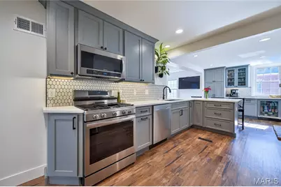 1020 Curran Avenue, Kirkwood, MO 63122 - Photo 19