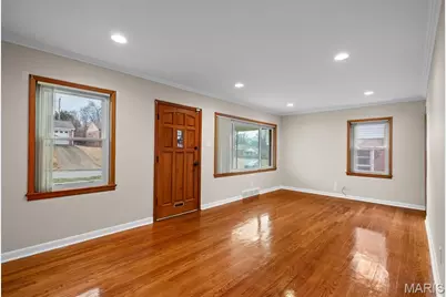 1147 Jolene Drive, Bellefontaine Neighbors, MO 63137 - Photo 5