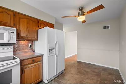 1147 Jolene Drive, Bellefontaine Neighbors, MO 63137 - Photo 11