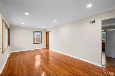 1147 Jolene Drive, Bellefontaine Neighbors, MO 63137 - Photo 9
