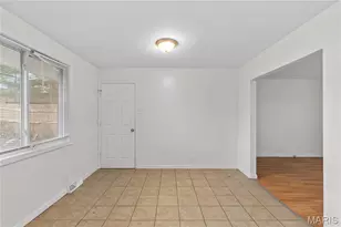 10229 Edgefield Dr, Castle Point, MO 63136 - Photo 9