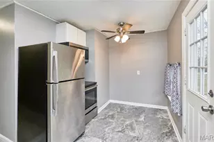 900 N Elm Ave, Webster Groves, MO 63119 - Photo 13