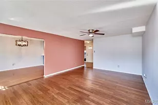 221 Braeshire Dr, Ballwin, MO 63021 - Photo 7