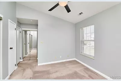 1936 Marine Terrace Drive #J, Unincorporated, MO 63146 - Photo 9