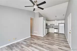 1936 Marine Terrace Dr, Unincorporated, MO 63146 - Photo 5