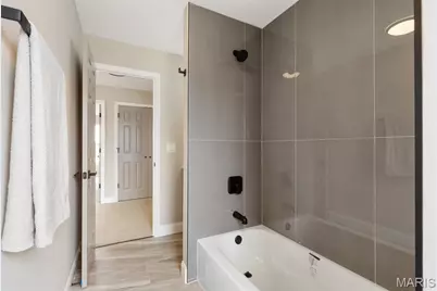 365 Emmanuel Court, Valley Park, MO 63088 - Photo 29