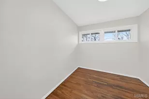 9608 Miriam Ave, Overland, MO 63114 - Photo 11