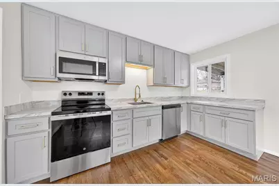 9608 Miriam Avenue, Overland, MO 63114 - Photo 3