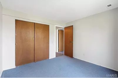 2181 Cherrycove Court, Maryland Heights, MO 63043 - Photo 25