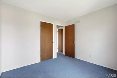 2181 Cherrycove Court, Maryland Heights, MO 63043 - Photo 29