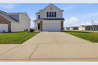 521 Palisades Drive, Saint Charles, MO 63301 - Photo 1