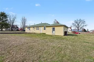 312 W Franklin Ave, Robertsville, MO 65066 - Photo 5