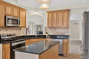 4216 Broken Rock Dr, Wentzville, MO 63385 - Photo 13