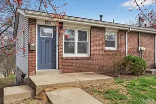 1210 N 5th St, Saint Charles, MO 63301 - Photo 3