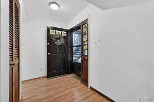 1040 Pinegate Dr, Saint Louis, MO 63122 - Photo 3