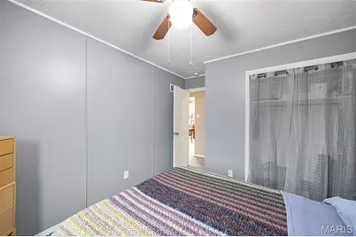 9946 Brook Avenue, Saint Louis, MO 63125 - Photo 13