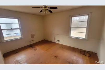 211 Frost Avenue, Saint Louis, MO 63135 - Photo 7