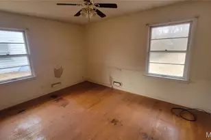 211 Frost Ave, Saint Louis, MO 63135 - Photo 7