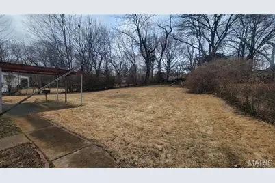 211 Frost Avenue, Saint Louis, MO 63135 - Photo 9