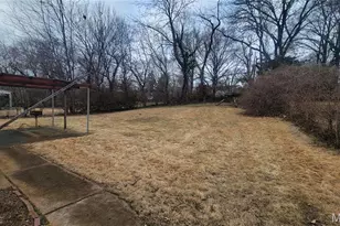 211 Frost Ave, Saint Louis, MO 63135 - Photo 9