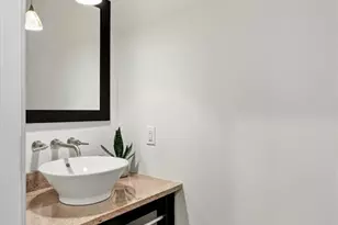 12874 Goodson Rd, Des Peres, MO 63131 - Photo 9