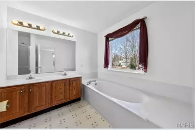 1012 Delmar Drive, O'Fallon, MO 63366 - Photo 15