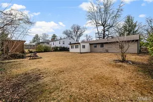 1038 Leawood Dr, Saint Louis, MO 63126 - Photo 17