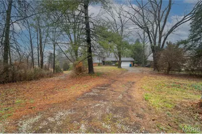 1559 Creve Coeur Mill Road, Chesterfield, MO 63146 - Photo 3
