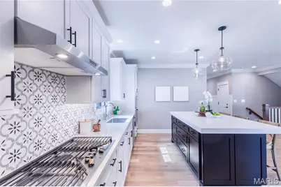 582 Drury Lane, Kirkwood, MO 63122 - Photo 13