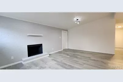 8301 Pepperidge Drive, Saint Louis, MO 63134 - Photo 3