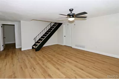 6919 Glenvale Court, Florissant, MO 63033 - Photo 17