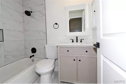 6919 Glenvale Court, Florissant, MO 63033 - Photo 11