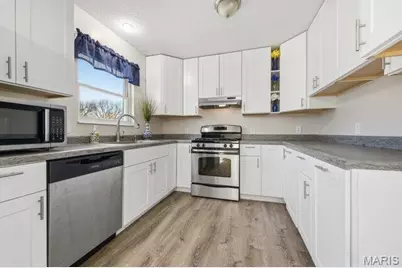 101 El Caballo Drive, Saint Peters, MO 63376 - Photo 11
