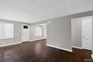 8124 Titus Rd, Saint Louis, MO 63114 - Photo 11