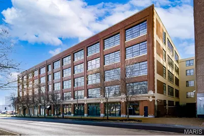 4100 Forest Park Avenue #417, Saint Louis, MO 63108 - Photo 1
