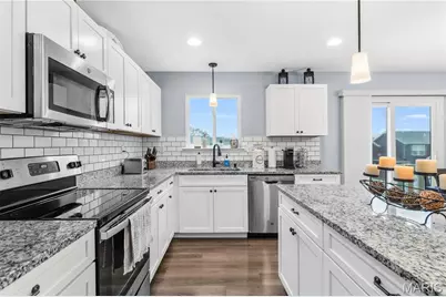 201 Majestic Lakes Boulevard, Moscow Mills, MO 63362 - Photo 13