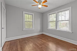 215 Carson Rd, Ferguson, MO 63135 - Photo 13