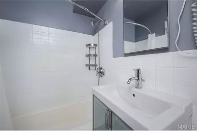 210 N 17th Street #1110, Saint Louis, MO 63103 - Photo 31