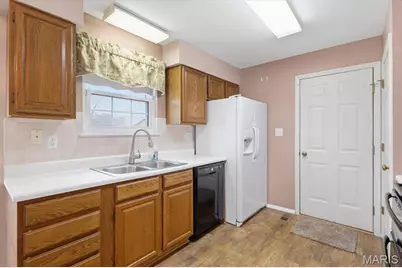 11997 Autumn Trace Court, Maryland Heights, MO 63043 - Photo 13